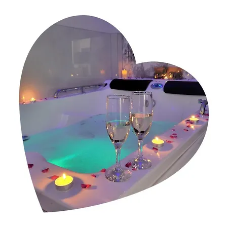 Escapada Romantica Cu Jacuzzi In 아파트